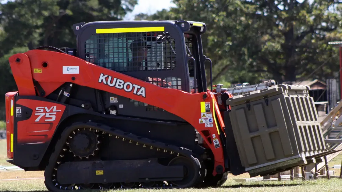 Kubota SVL75-2 CTL Kubota SVL75-2 CTL